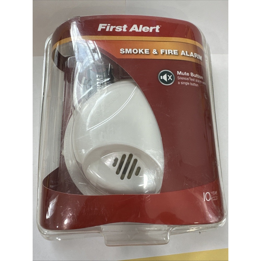 FIRST ALERT SA303CN Battery Powered Ionization Smoke & Fire Alarm NIB
